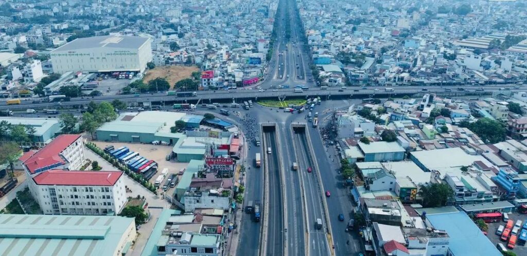 Tâm điểm giao thương Quốc lộ 22 tại Hóc Môn